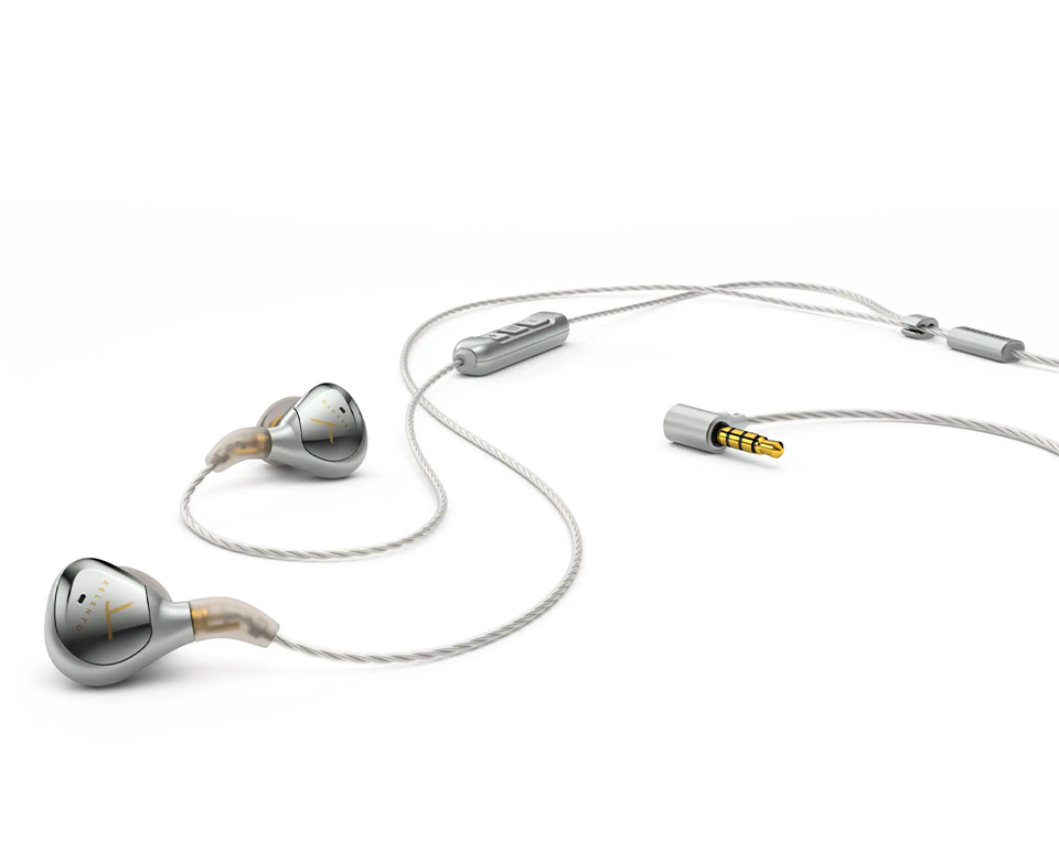 XELENTO(第2世代), cable 4-pin